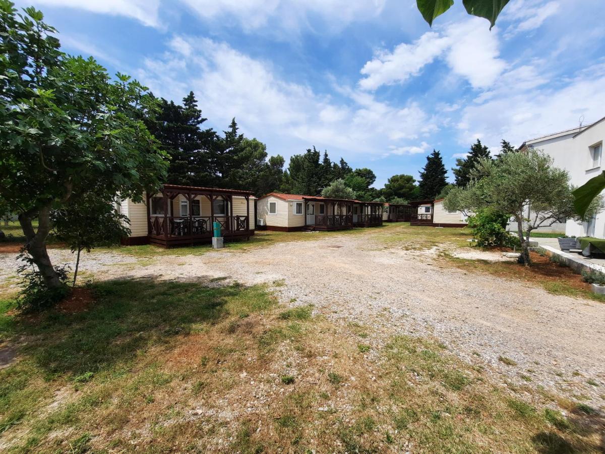 Kamp Rujno Ξενοδοχείο Starigrad Paklenica Εξωτερικό φωτογραφία