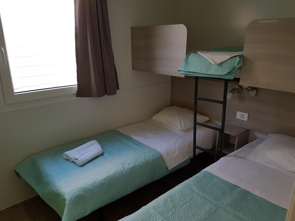 Kamp Rujno Ξενοδοχείο Starigrad Paklenica Εξωτερικό φωτογραφία